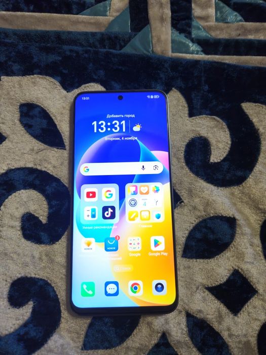 Продам телефон honor x8a полный комплект идеальное состояния