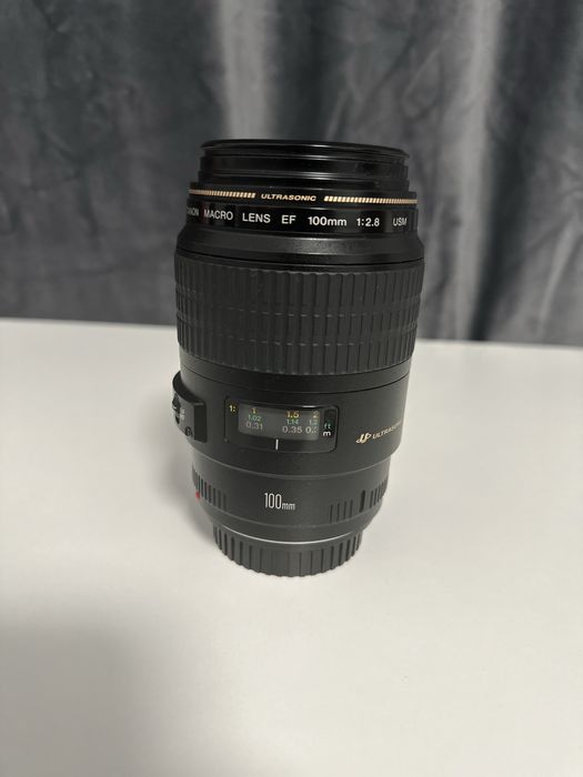 Canon 100mm 2.8 Macro