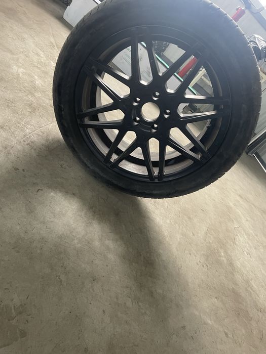 Продават се джанти за bmw .
