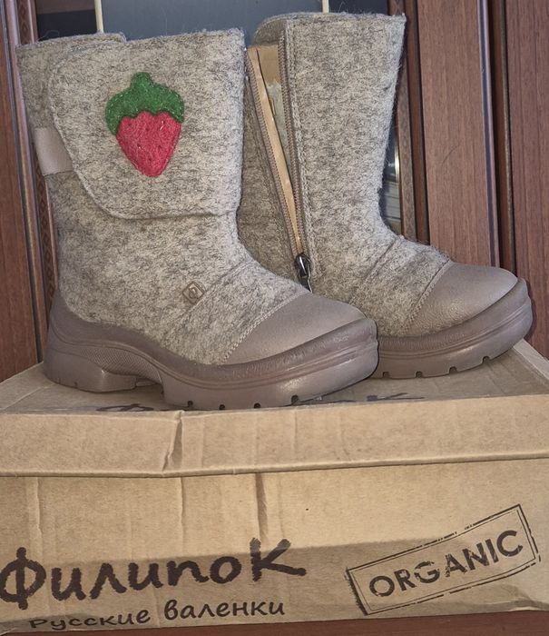 Продам детские валенки (Филипок, р. 29)