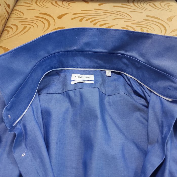 Cămașă noua calvin klein 43 sau 17"