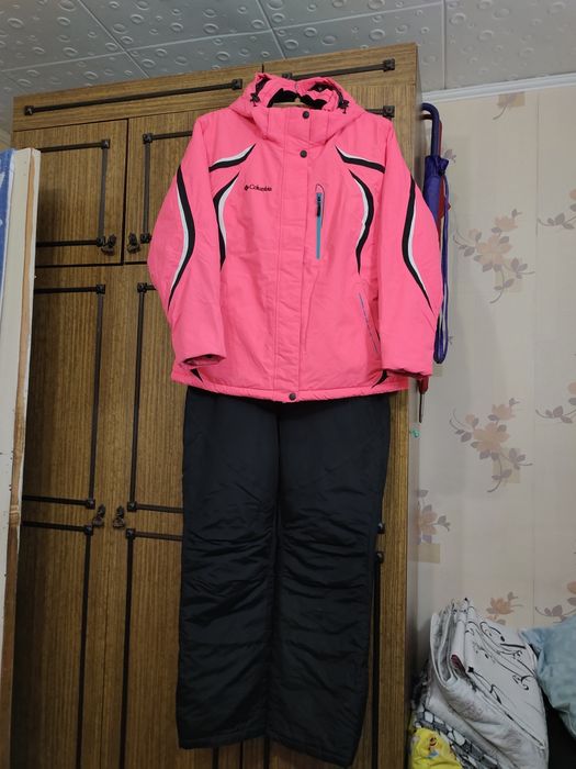 Продам женский лыжный костюм