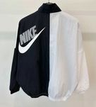 Оригинална Унисекс Ветровка Яке Горница Найк Nike