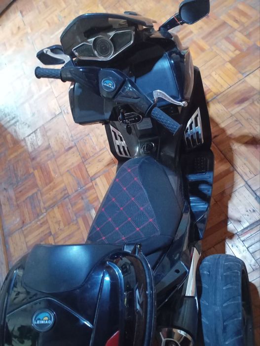 Detiskiy skuter Yangidek