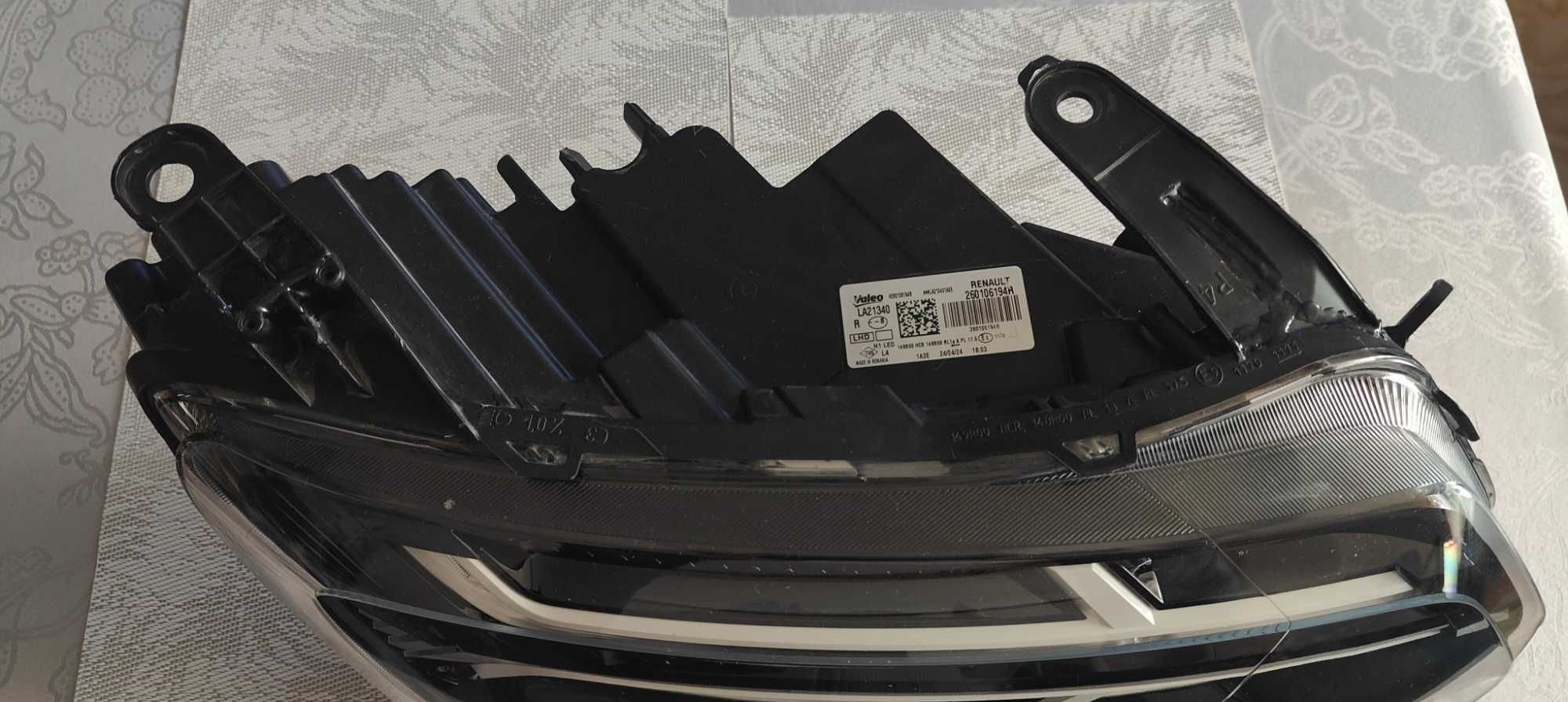 Faruri Dacia Duster 2 cu Y