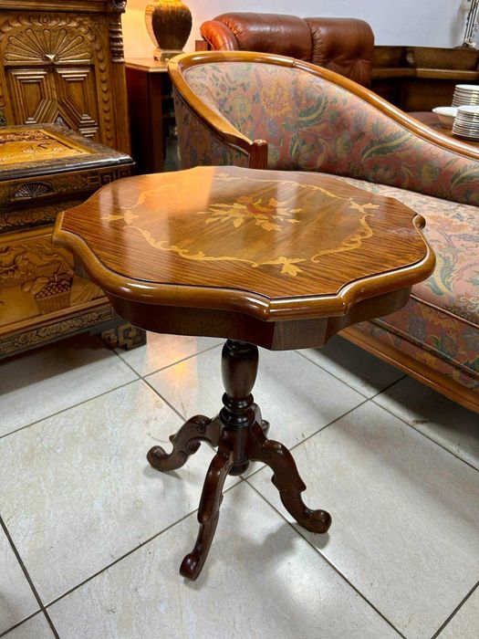 Класическа помощна маса  Холандия