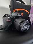 Nikon D5200 + obiectiv 18-55mm + accesorii
