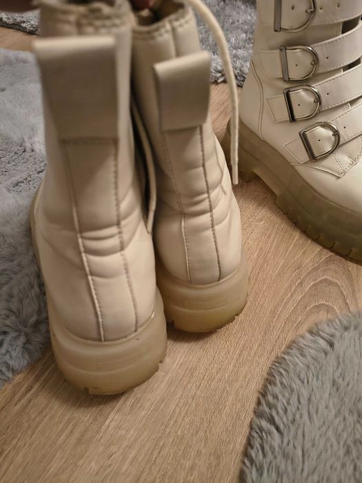 Ghete cu platforma Bershka și Stradivarius