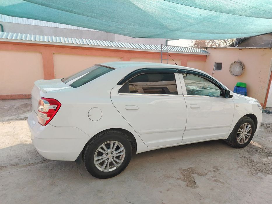 Продаю свой автомобиль cobalt