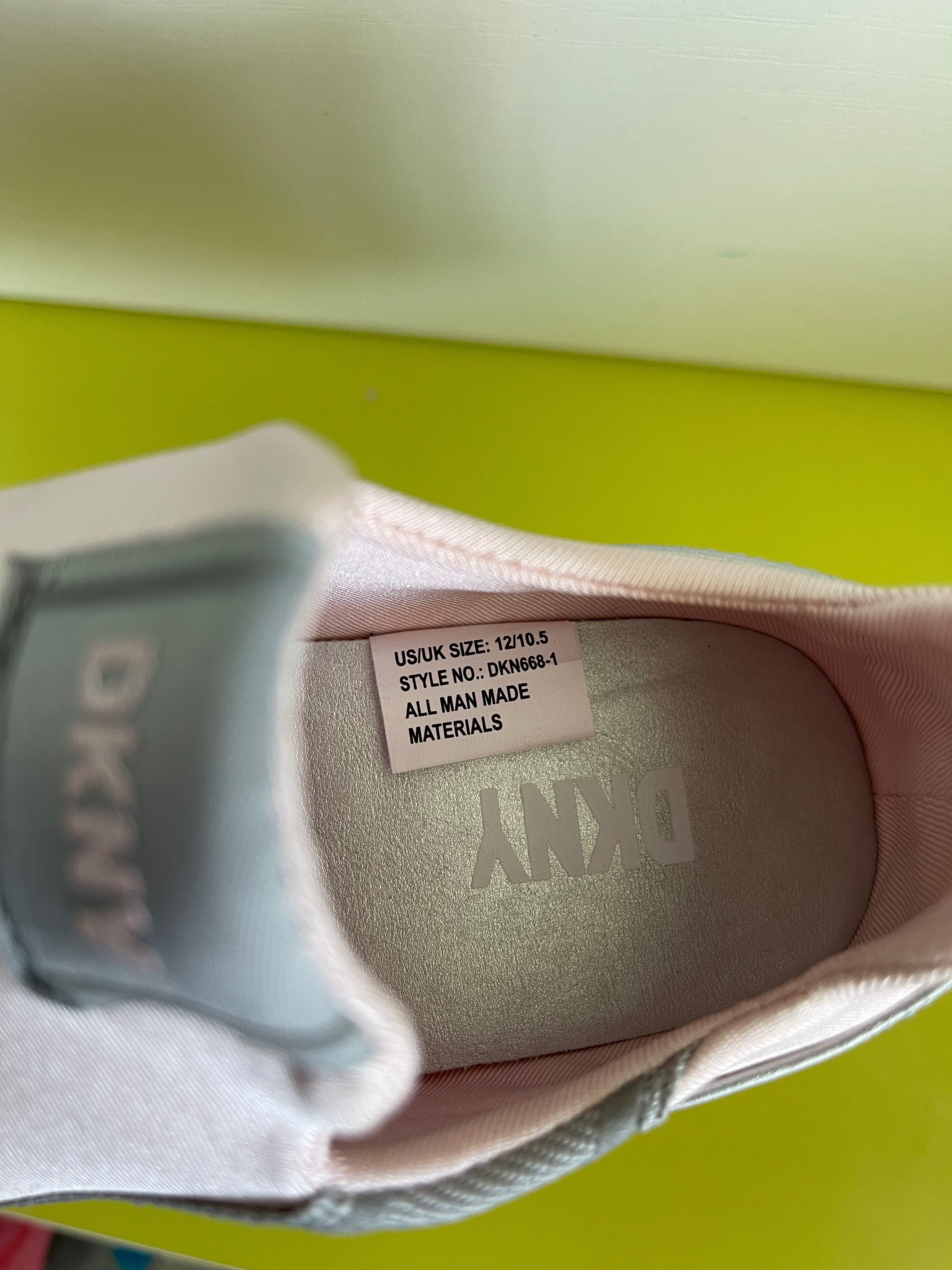 Детски обувки DKNY за момиче 29 номер