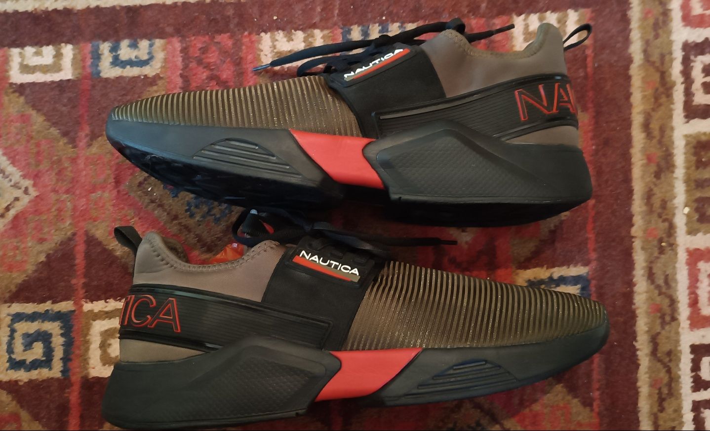 Кроссовки NAUTICA. 45 размер. на лето