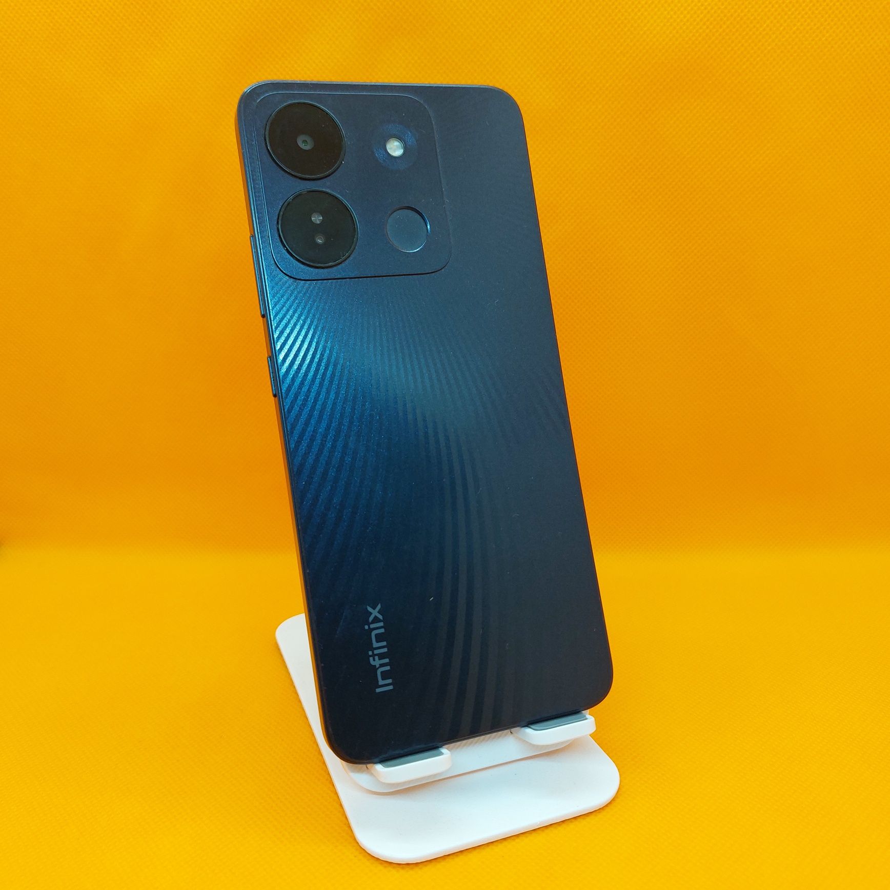 Infinix smart 7 HD srochna sotiladi