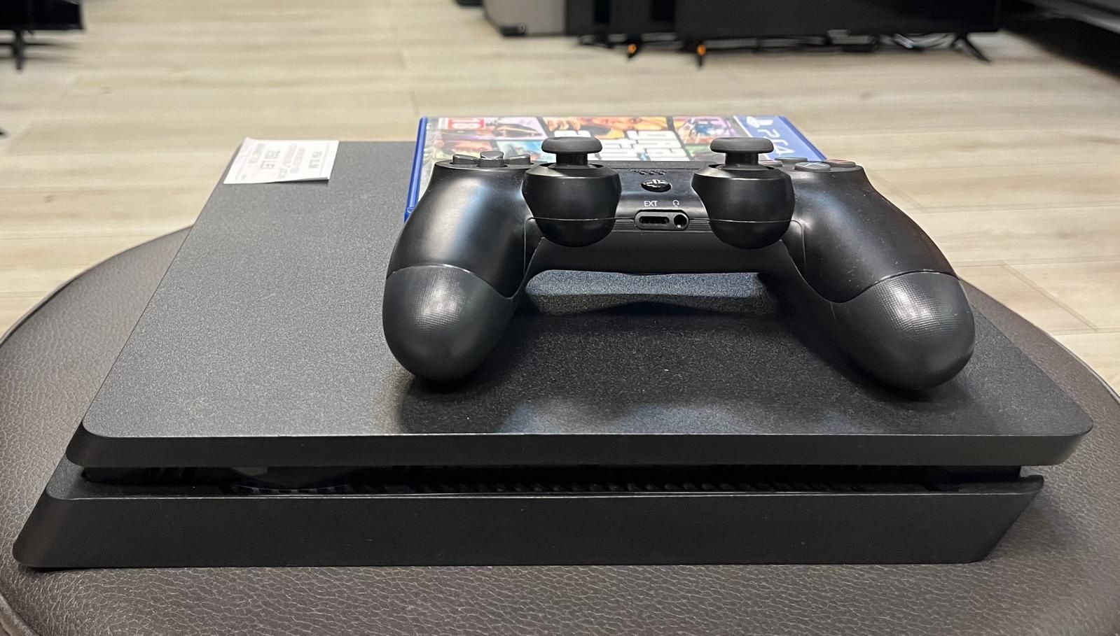 Amanet F28: Consola Playstation 4/PS4 Slim