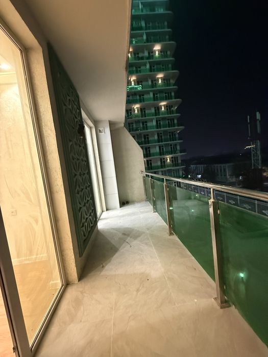 Салом Куйлик Хонсаройда 1 хонали квартирамни сотаман