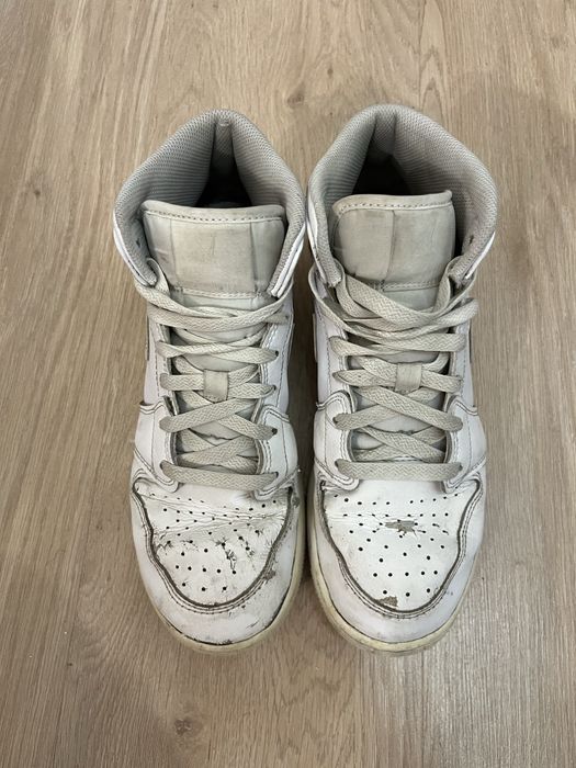 Air Jordan 1 Mid оригинални – размер 40, добро състояние