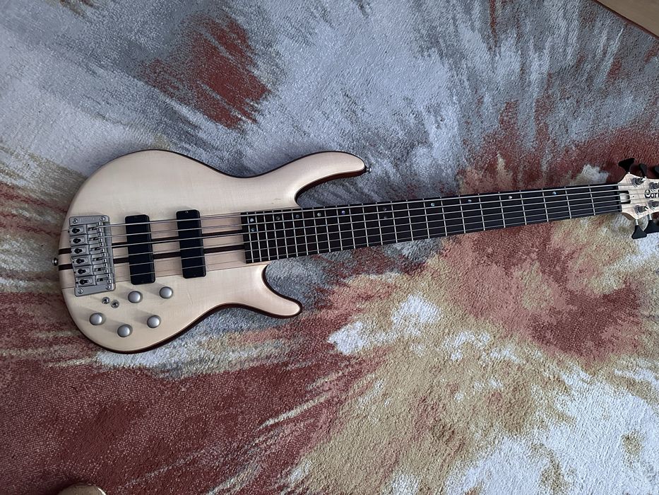 Bass Cort A6 plus cu upgrade eq