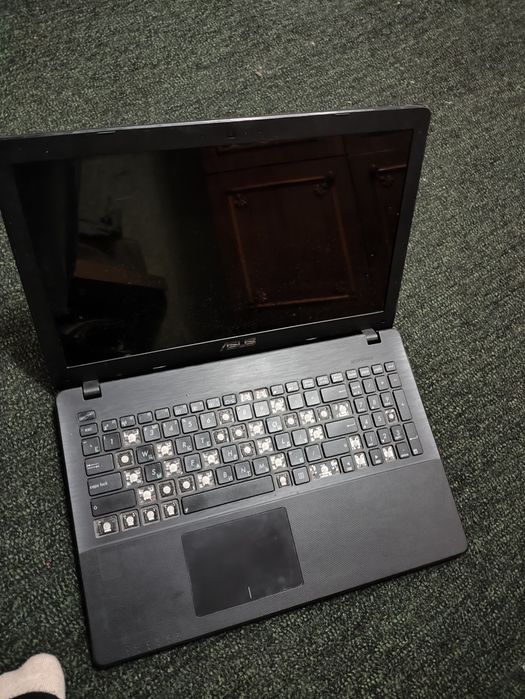 Ноутбук по запчастям