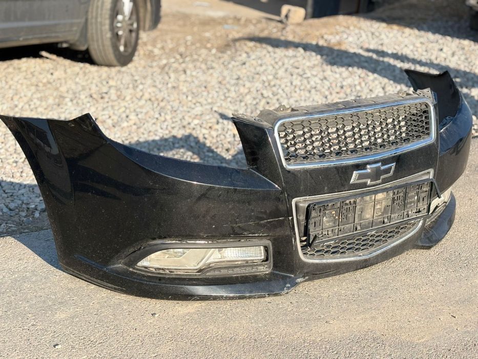 Бампер равон р3 комлект есть царапина 45000 мын