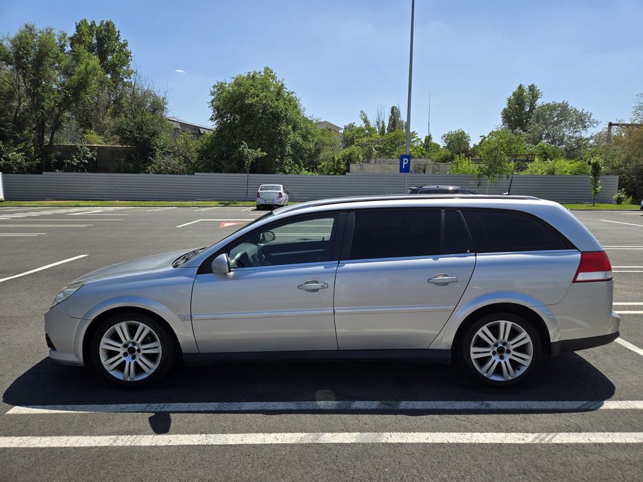 Opel Vectra 1.9 CDTI 150 CP 2008 Facelift Extra Full Deosebit