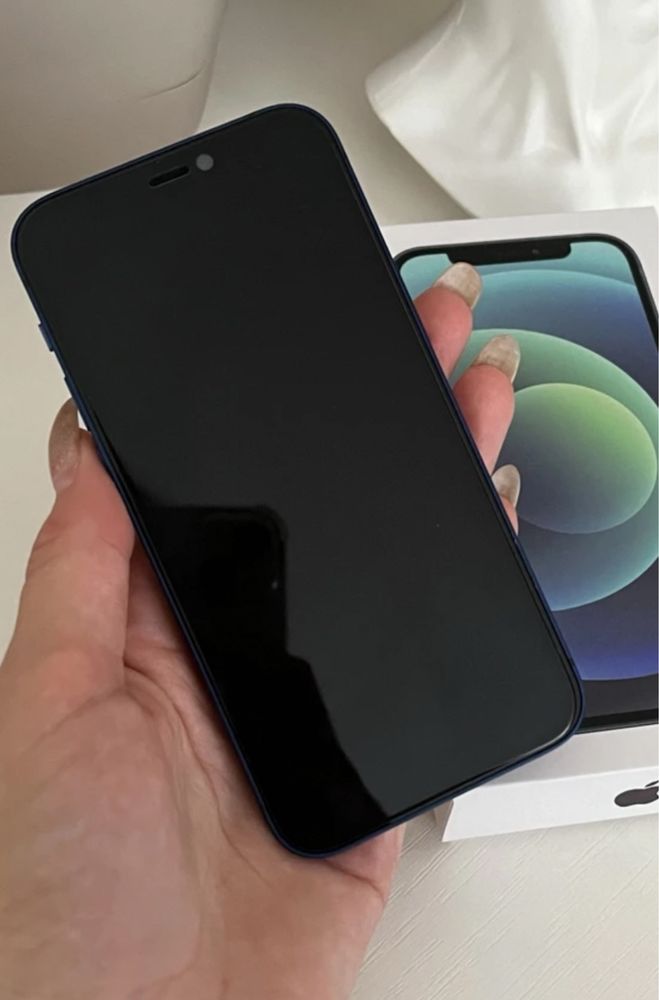 iphone 12.     . .