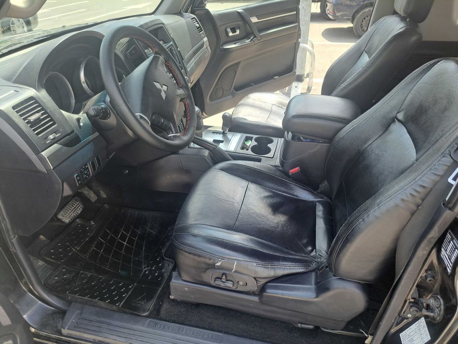 Mitsubishi Pajero Dakar edition Autoutilitara cumparata de noua din Ro