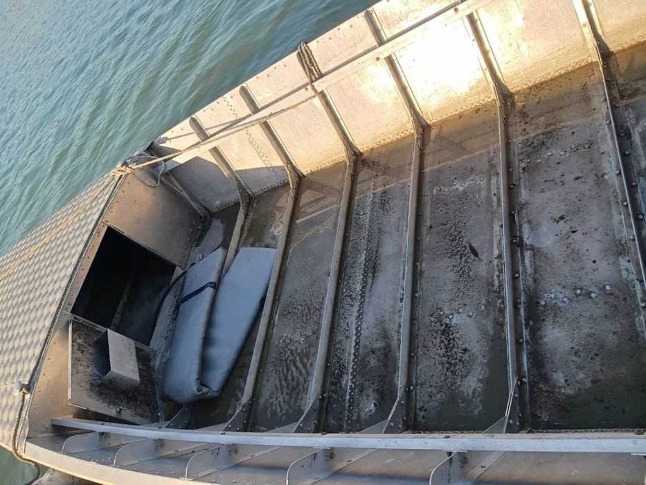 vand 2x barca aluminu