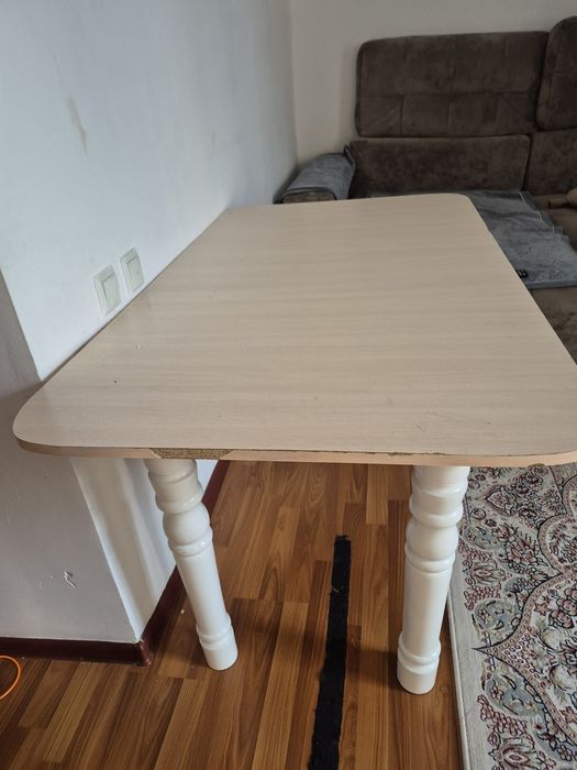 Кухонный стол ..