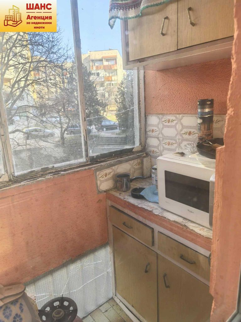 Продава се Двустаен апартамент в Плевен, Дружба 3 - 63 кв.м за 1318 €/кв.м - Снимка #9