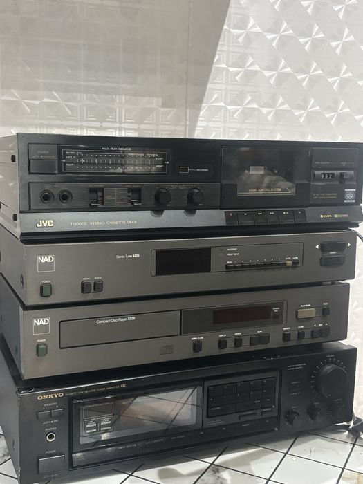 NAD compact disk player 5320.