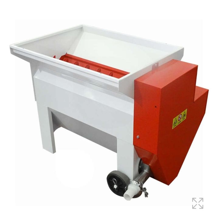 Zdrobitor cu desciorchinator si pompa