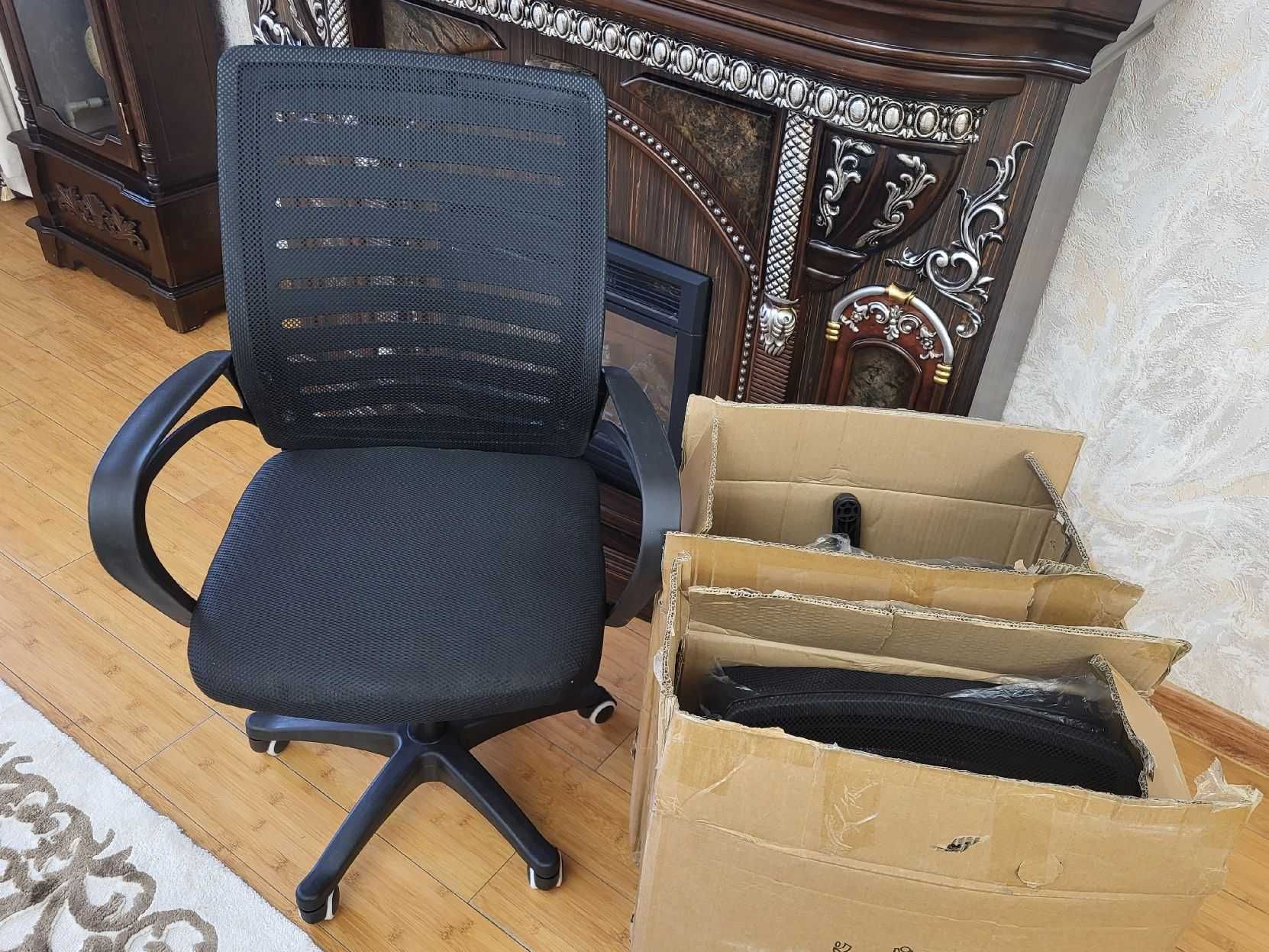 Кресло компьютерное офисное новое в УПАКОВКЕ