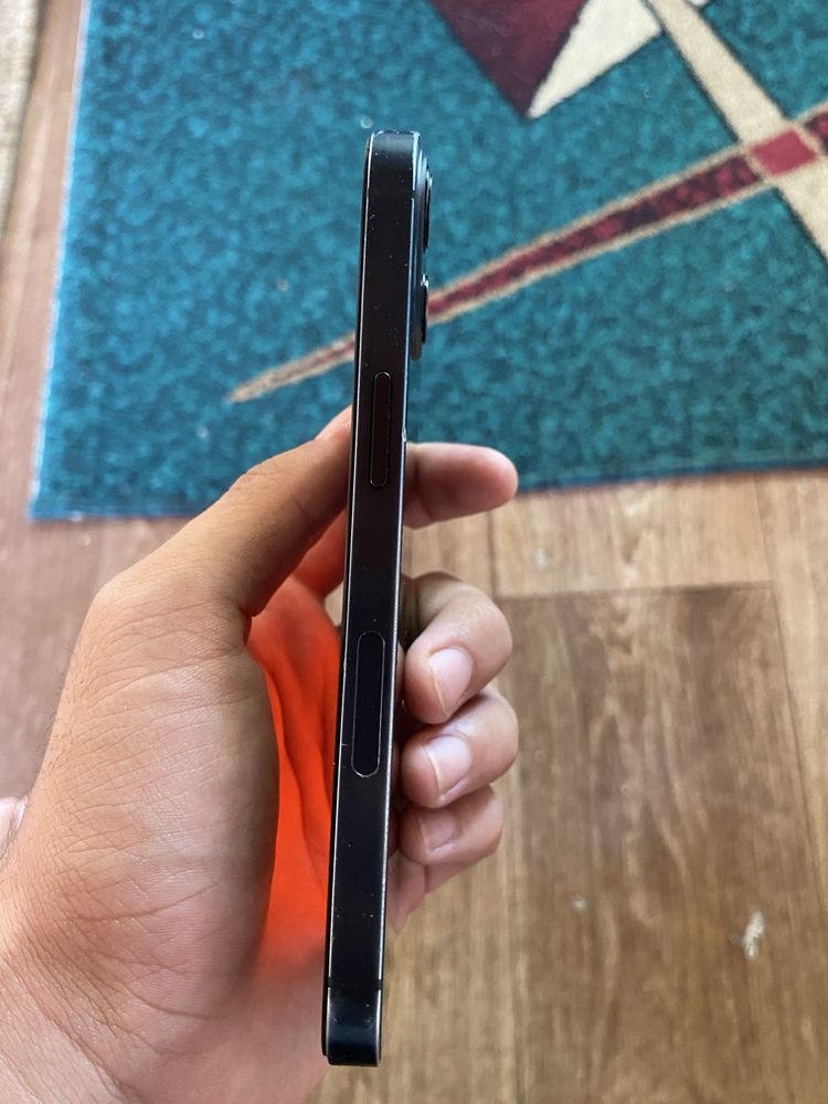 продается iphone 13