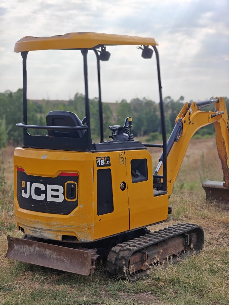 Мини багер JCB 16 C1