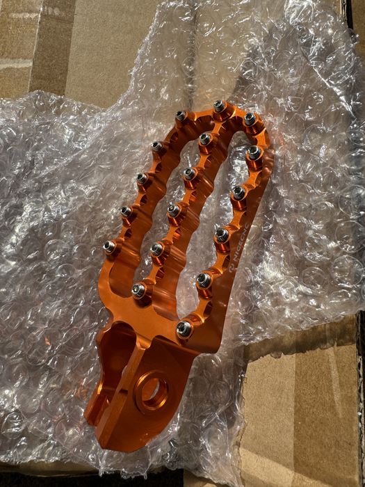 Scarite enduro / suport picioare / foot pegs KTM Husqvarna Gas Gas