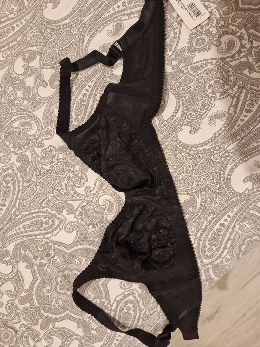 Vând sutien Jolidon 75B