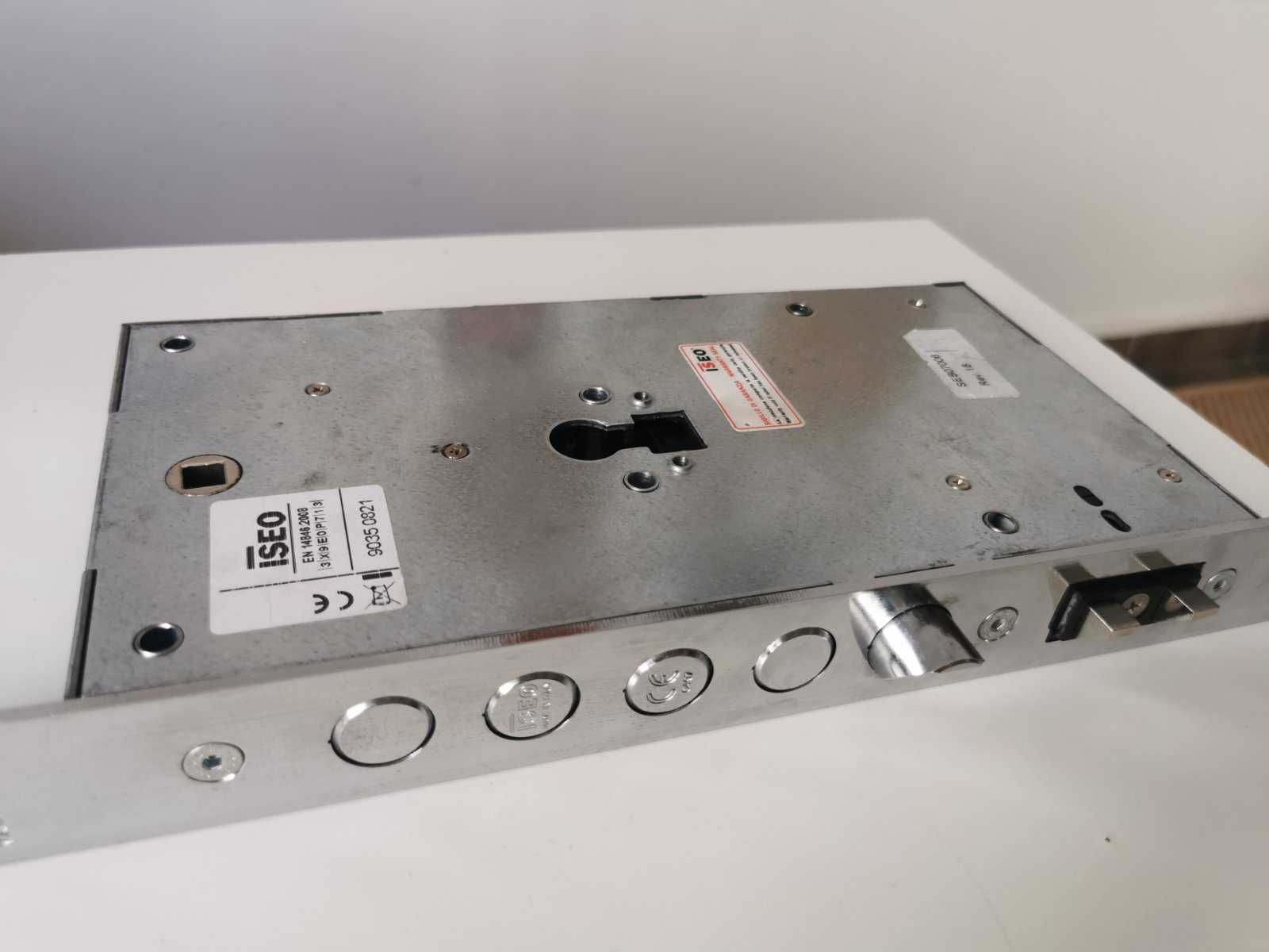 Електромеханична брава FIAM X1R - в отлично състояние