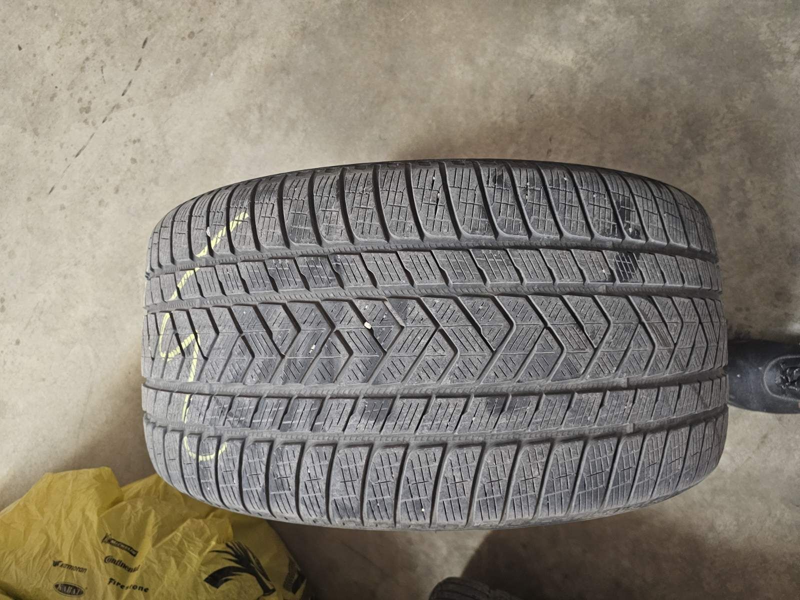 Pirelli Scorpion 275/45/20, 305/40/20