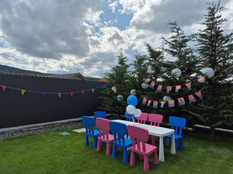 Mese si scaune pentru copii