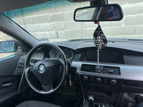BMW Seria 5 E60 2.2 benzina