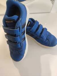 Маратонки adidas номер 34