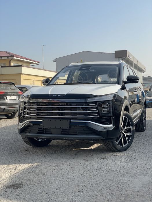 JAC js8 pro 7 kishilik sotuvda tayyor