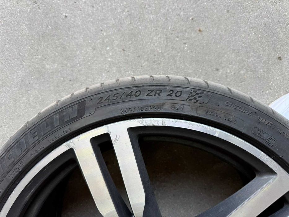 Джанти с гуми за  BMW G11