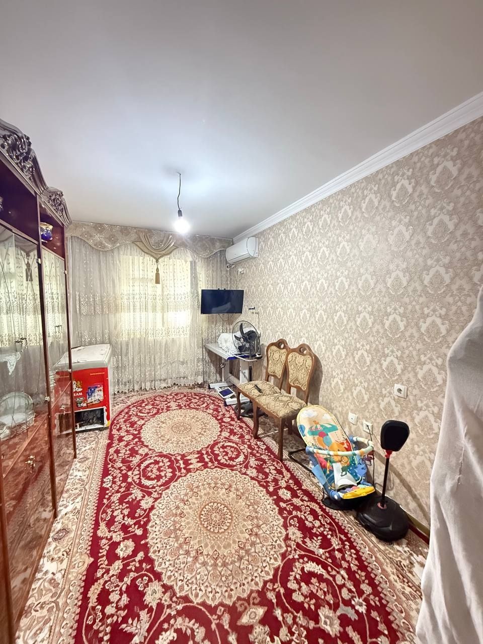 Срочна Сотилади!!! Сергели 5А. 3/5/7 под евро ремонт. Новастройка.