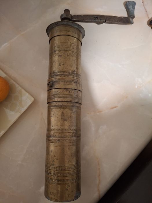 Rasnita manuala cafea