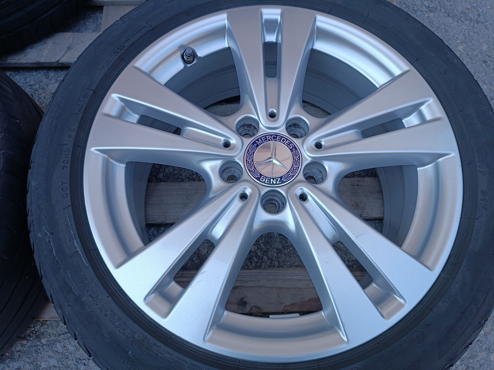 Лети джанти 17ки 5х112 Mercedes + летни гуми 225/45/17 Bridgestone