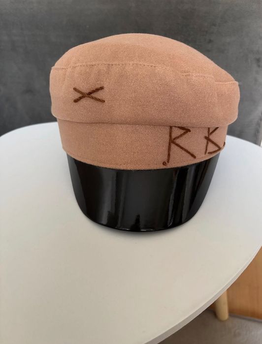 Зимни стилни шапчици