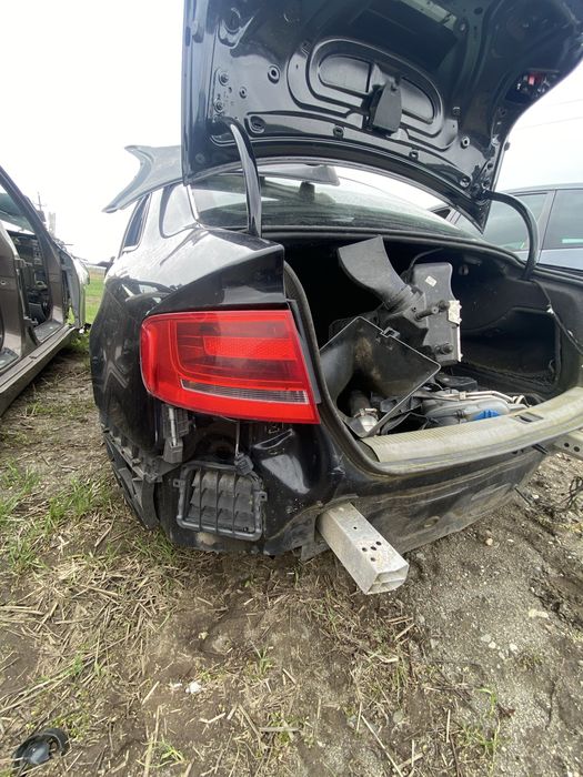 Stop stopuri/tripla Audi A4 B8 berlina