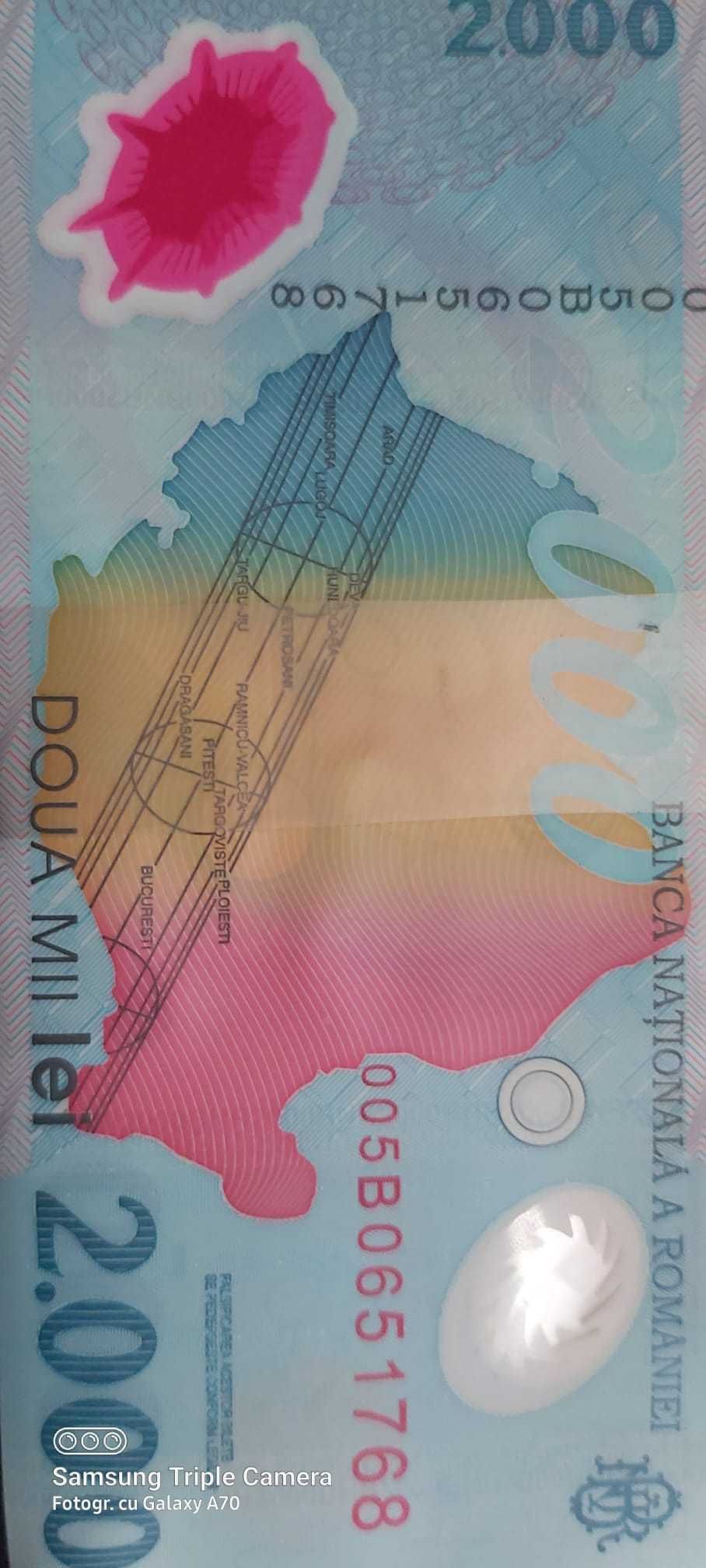 De vanzare 100 buc bacnote 2000, in serie, neutilizate