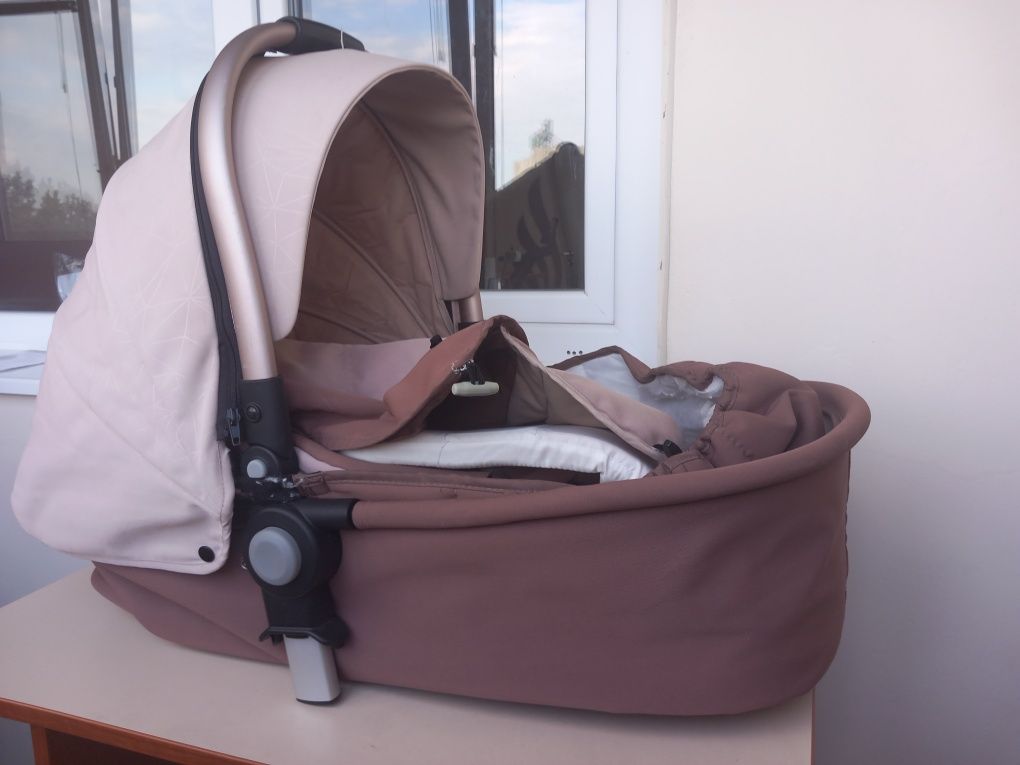 Детска количка Chipolino Nina 3in1