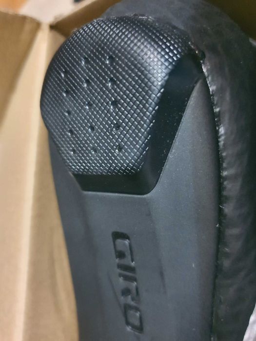 Шпайкове за шосейно колоездене Giro Stylus